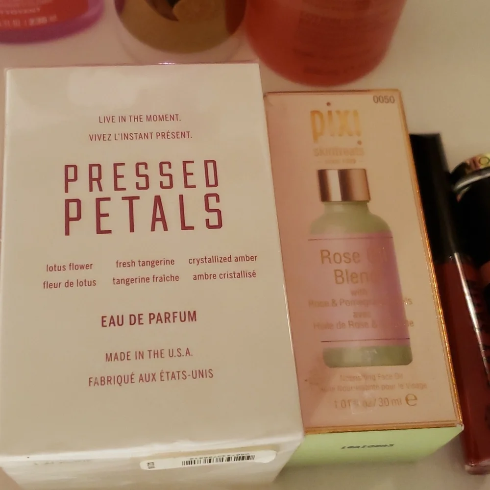 Beauty Bundle - Picture 3 of 8
